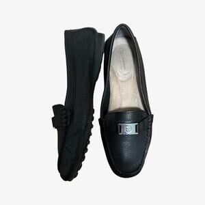 Black loafers soft leather comfort soles - Giani Bernini size 5.5
